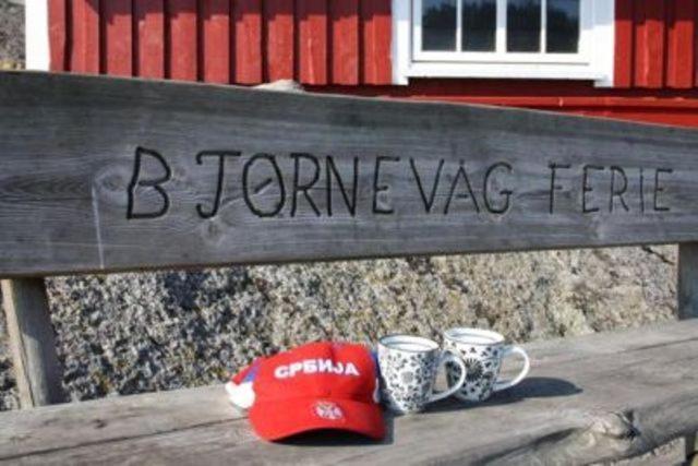 Bjornevag Ferie Hotell Farsund Exteriör bild
